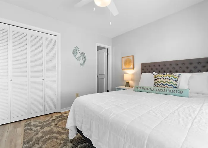 The Landing 213 Apartment